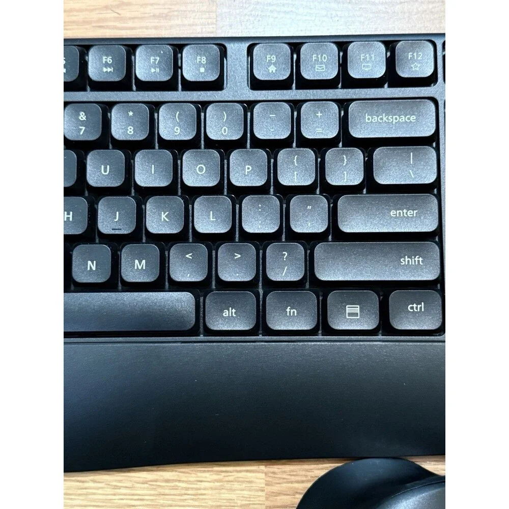Philips 3000 Series Professional 2.4GHz Wireless SPK6348 Keyboard & SPK7348 Mous